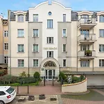 Portofino - Family In Center With Parking By Lion 아파트